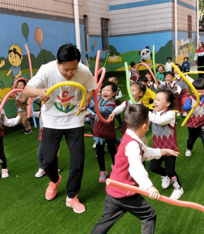 育兒知識(shí)幼兒園新生入園,家長十三忌